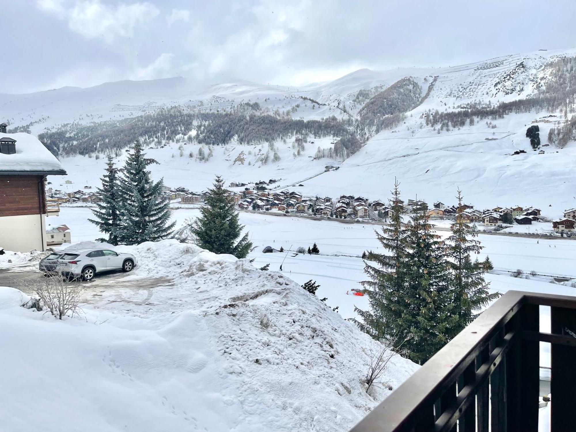 Chalet Rododendro リヴィーニョ エクステリア 写真